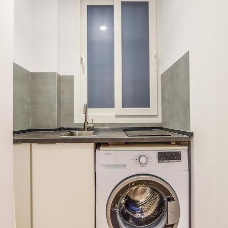 Apartamento En Plaza De Canalejas Apartman Madrid Kültér fotó