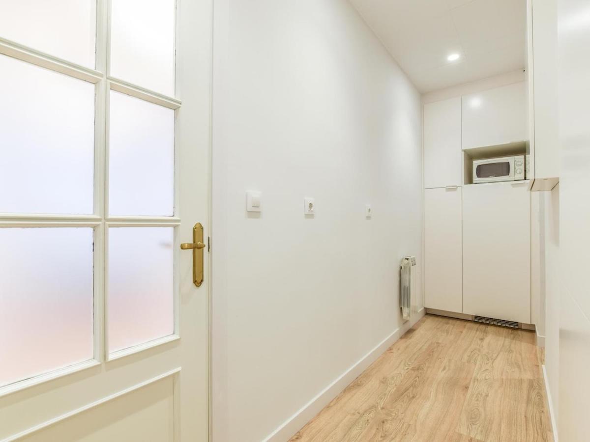Apartamento En Plaza De Canalejas Apartman Madrid Kültér fotó