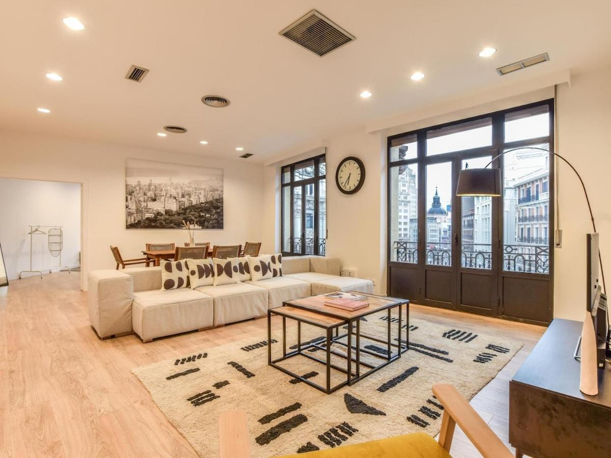 Apartamento En Plaza De Canalejas Apartman Madrid Kültér fotó